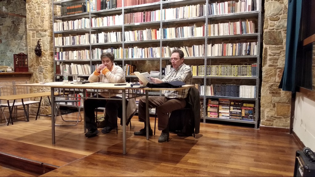 Μαίρη Σταθοπούλου - Προϊστορίες